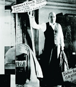 Roth, Dieter - 1973 - (von vorne) Akademie der Künste Berlin